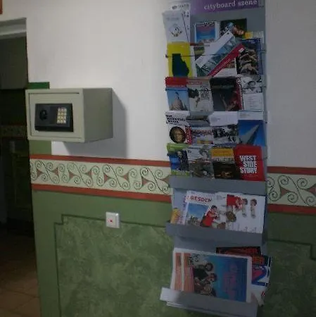 Apartment Grosse-fewo-dresden-neustadt-zentrum-l9 *