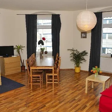 Apartament Grosse-fewo-dresden-neustadt-zentrum-l9